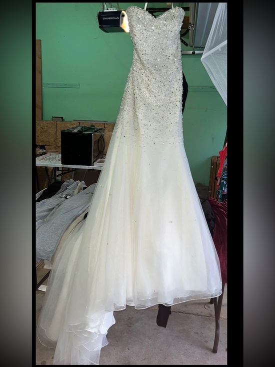 Mori Lee Dresses & Skirts - Mori Lee by Madeline Gardner wedding dress with matching Vail
